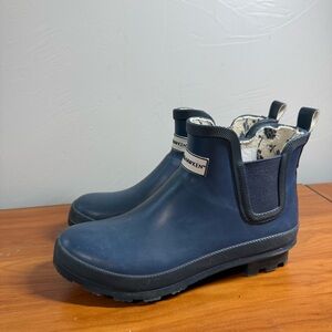 Smith & Hawken Navy Blue Low Top Chelsea Rain Boot Garden Slip On Out n About 7